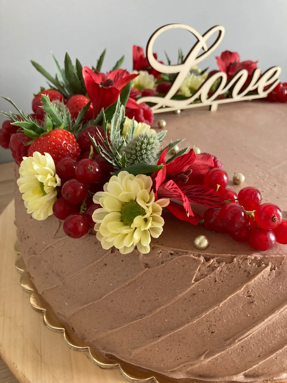 A wedding cake by JuliCake