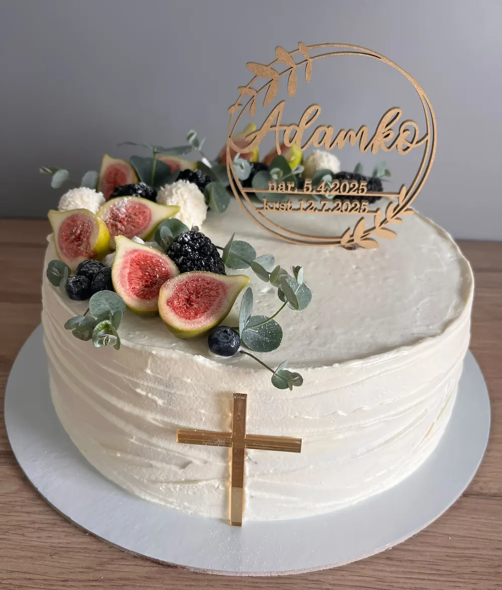 A cake made to order by JuliCake