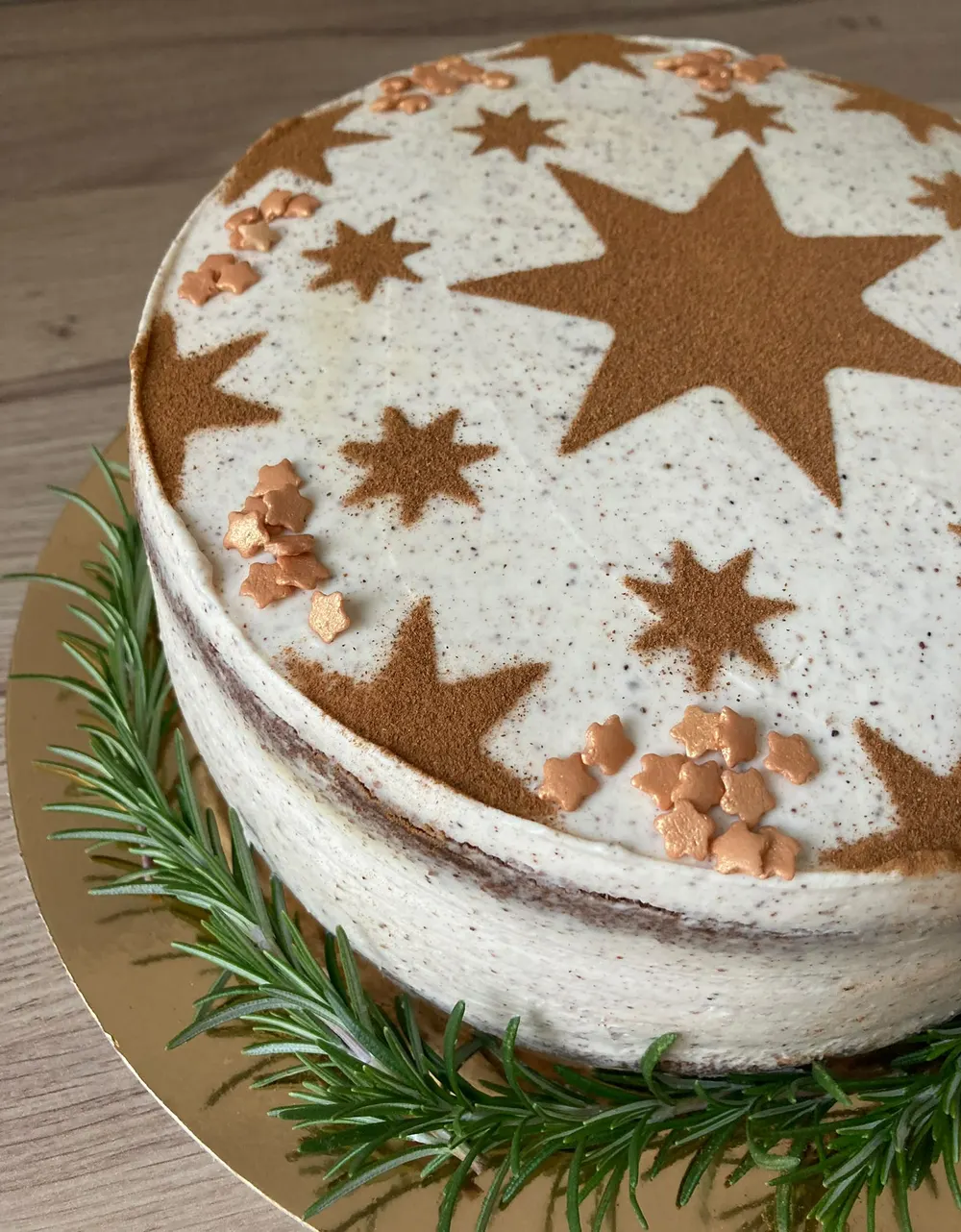 A cake made to order by JuliCake