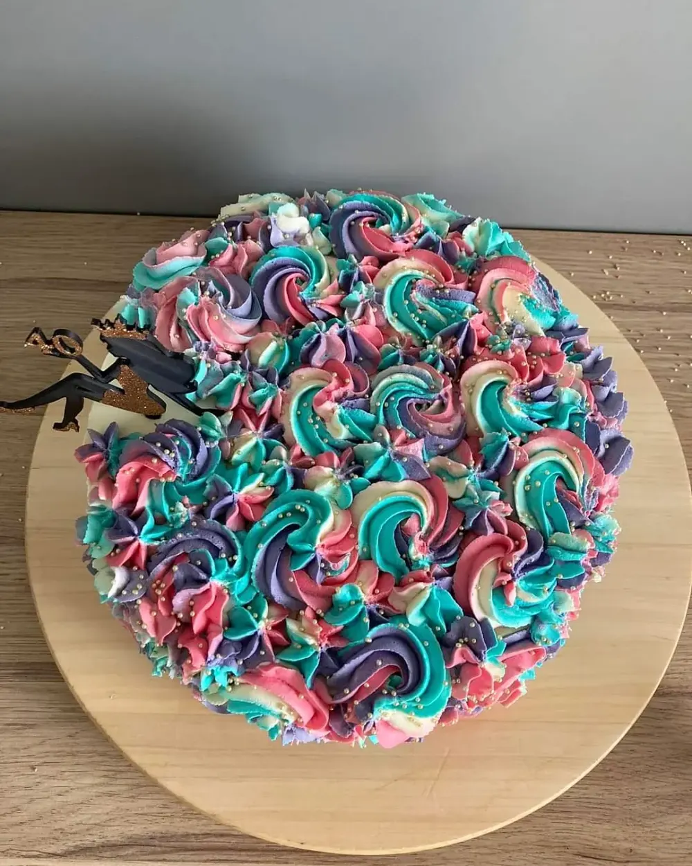 A cake made to order by JuliCake
