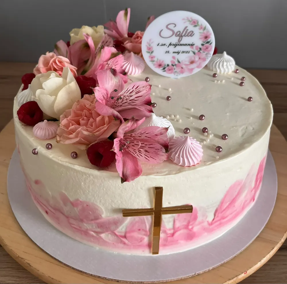 A cake made to order by JuliCake