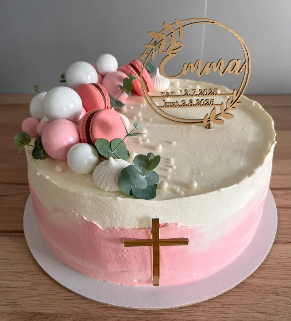A cake made to order by JuliCake