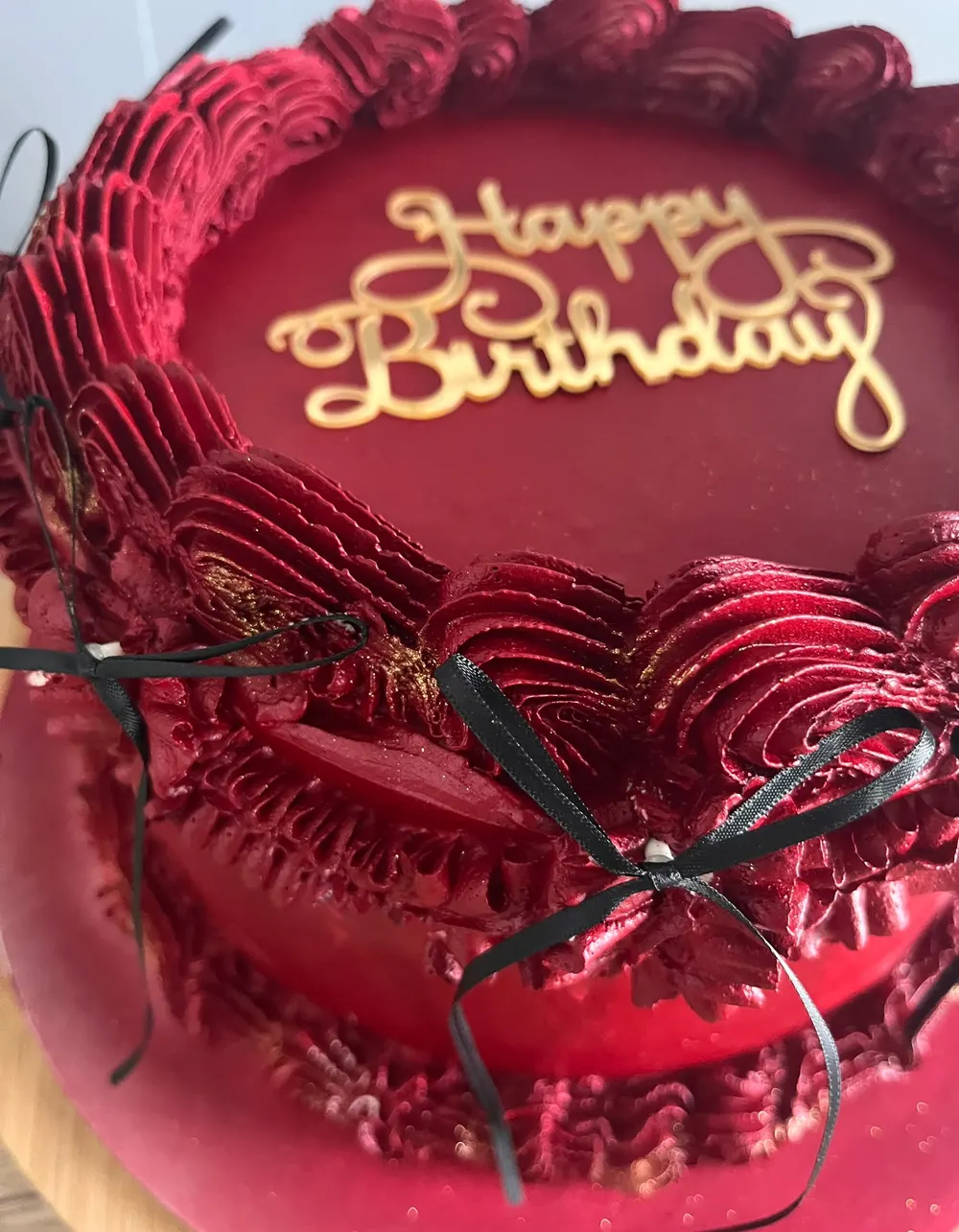 A cake made to order by JuliCake