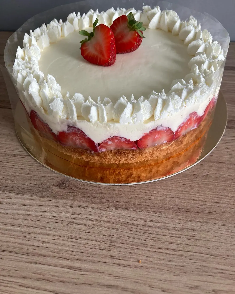A cake made to order by JuliCake