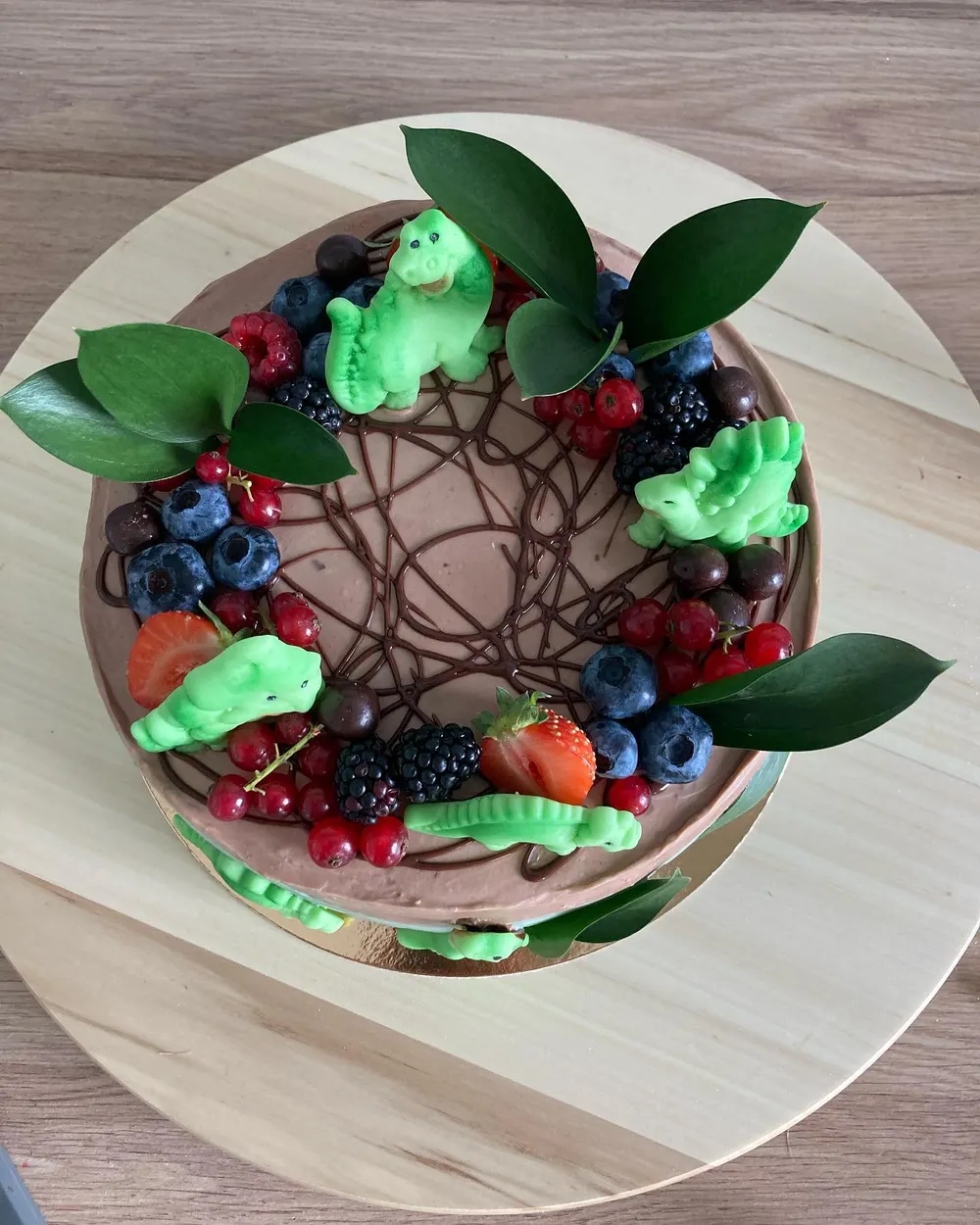 A cake made to order by JuliCake
