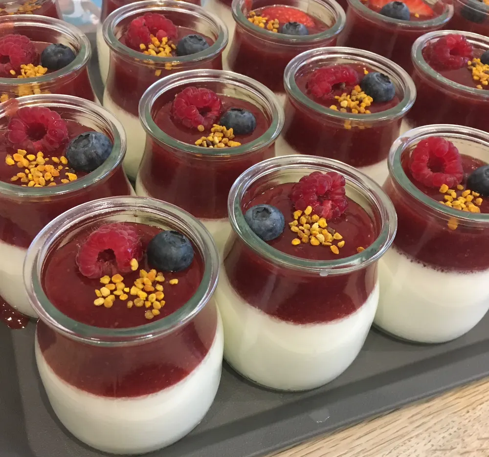 Desserts by JuliCake