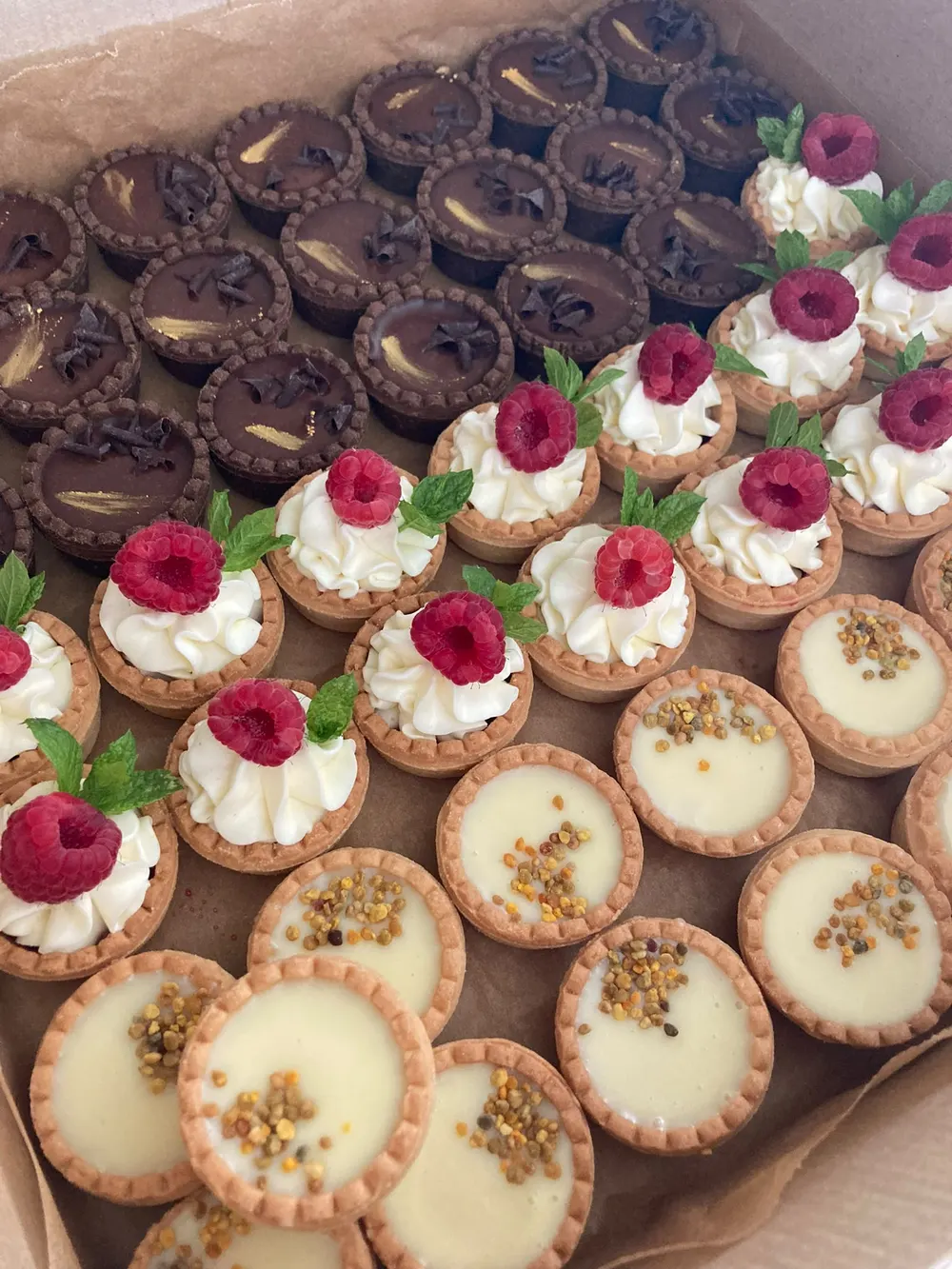 Desserts by JuliCake