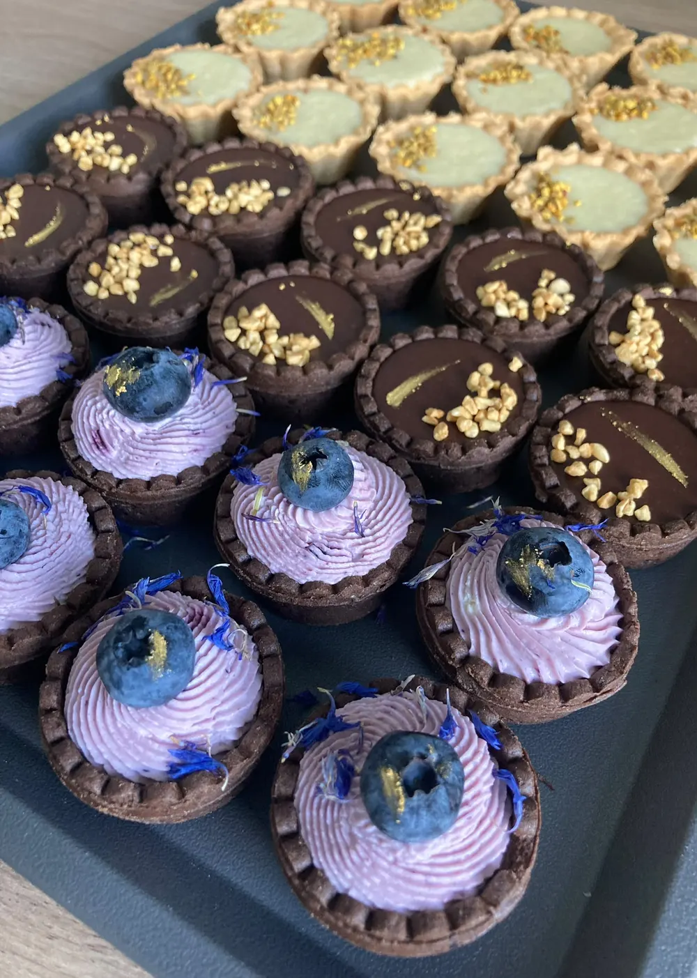 Desserts by JuliCake