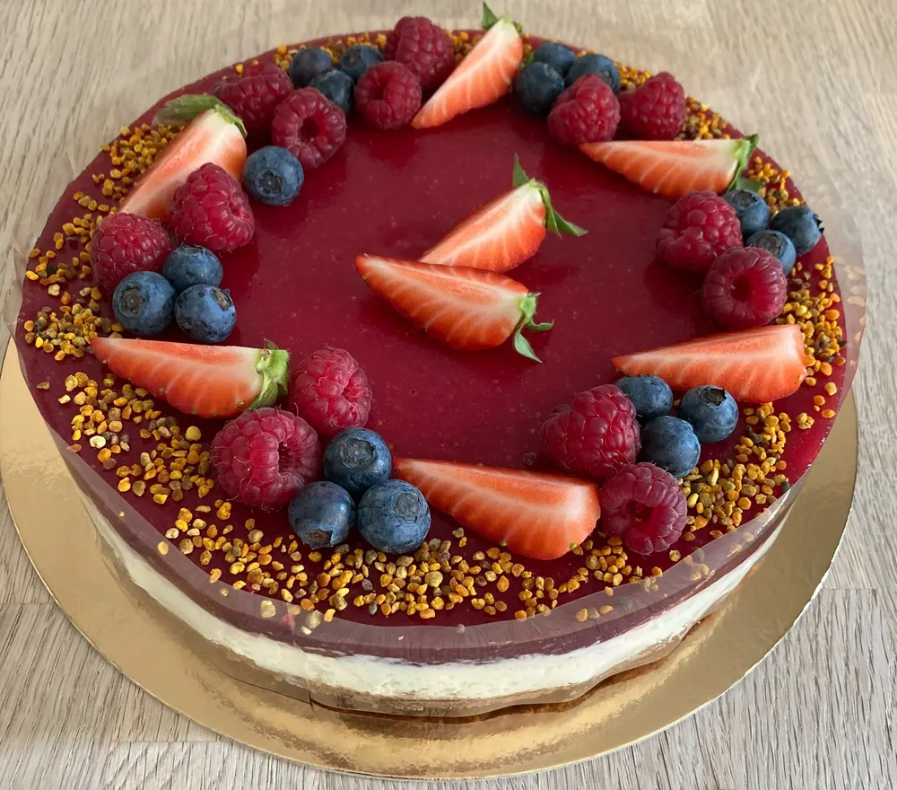Desserts by JuliCake