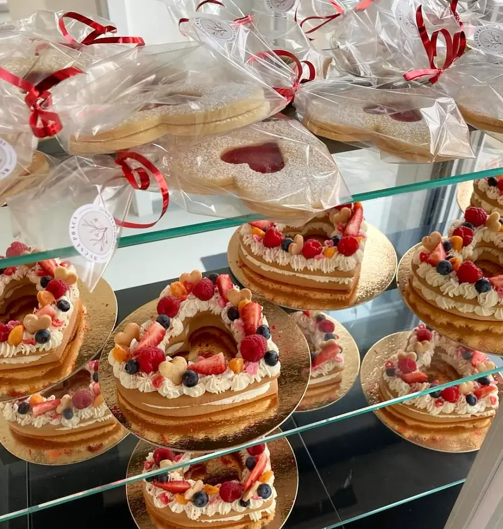 Desserts by JuliCake