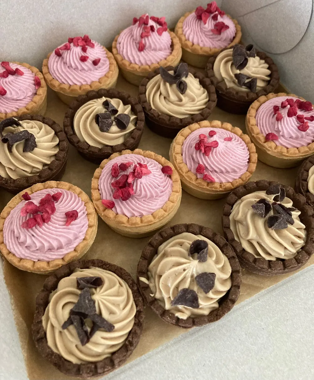 Desserts by JuliCake