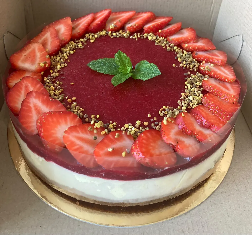 Desserts by JuliCake